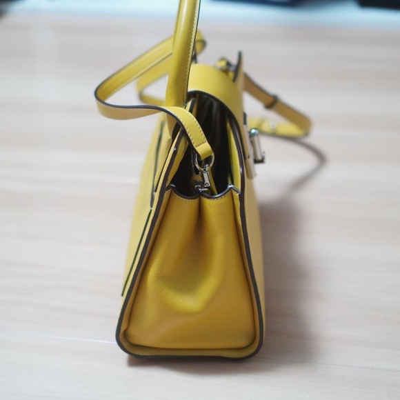 Marc Jacob’s leather handbag - Picture 5 of 7